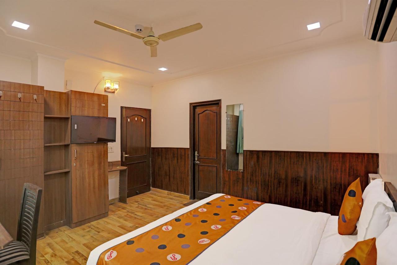 Hotel Grand Tushar - Ghaziabad Railway Station Eksteriør bilde