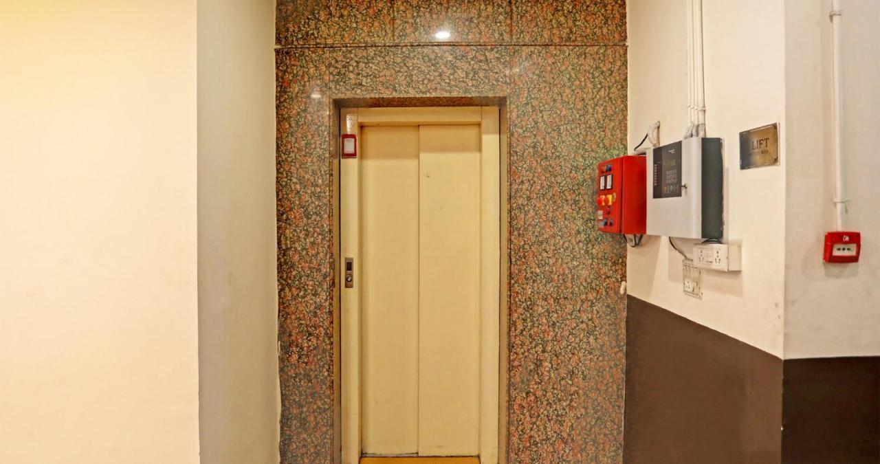 Hotel Grand Tushar - Ghaziabad Railway Station Eksteriør bilde