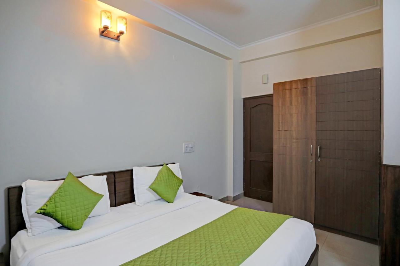 Hotel Grand Tushar - Ghaziabad Railway Station Eksteriør bilde