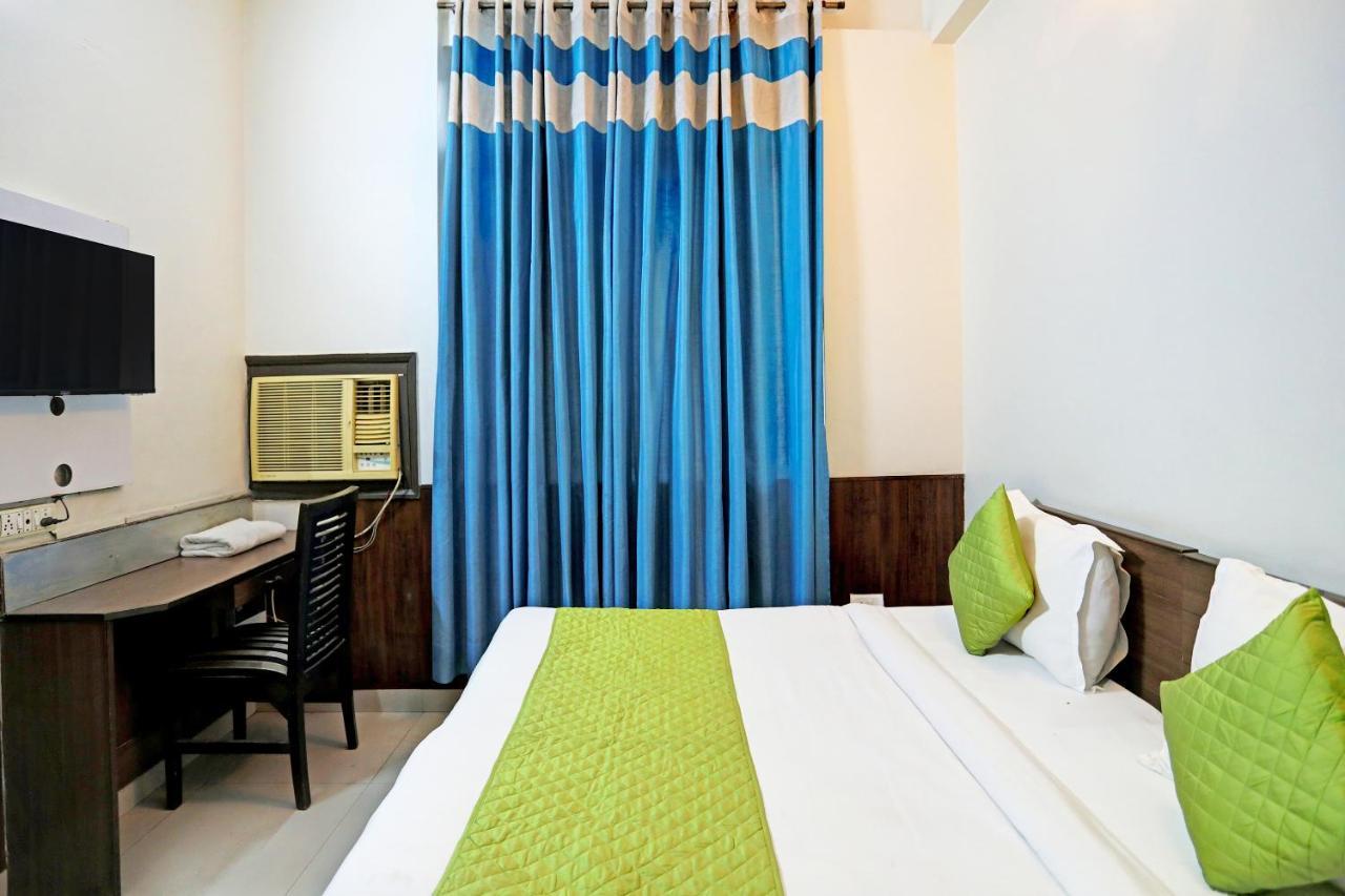 Hotel Grand Tushar - Ghaziabad Railway Station Eksteriør bilde