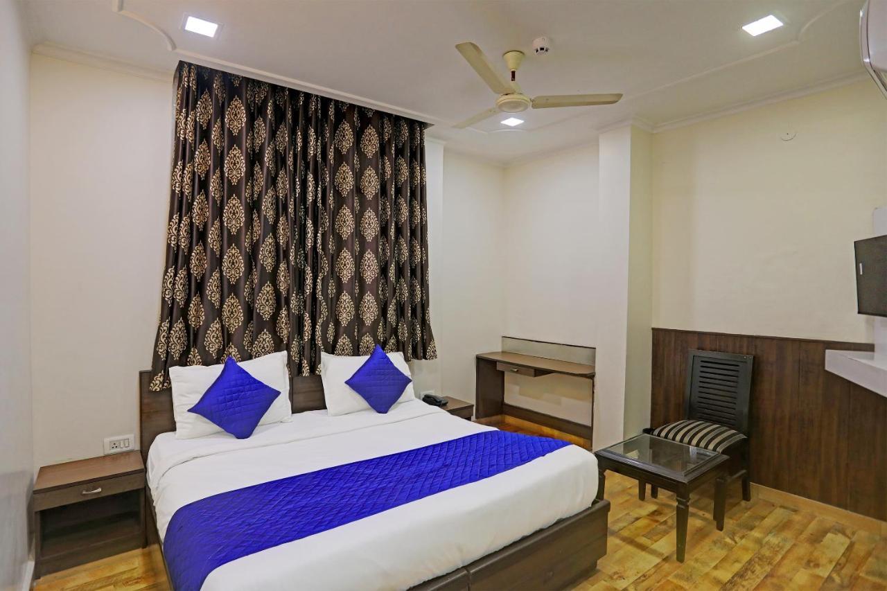 Hotel Grand Tushar - Ghaziabad Railway Station Eksteriør bilde