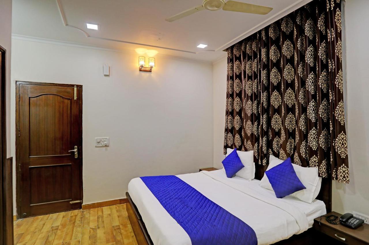 Hotel Grand Tushar - Ghaziabad Railway Station Eksteriør bilde